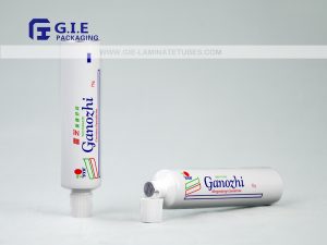 牙膏包装